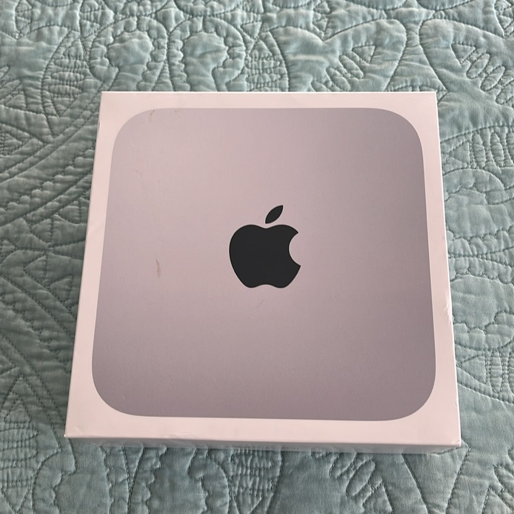 Mac mini M1 8GB Memory 512GB SSD - Picture 8 of 8